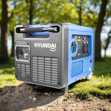 Hyundai HY4000SEi inverter generator electric start panel view