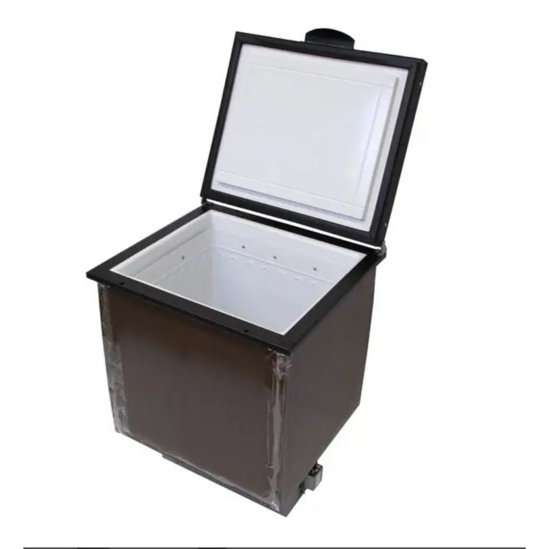 Nova Kool TL2500 Fridge open top view.