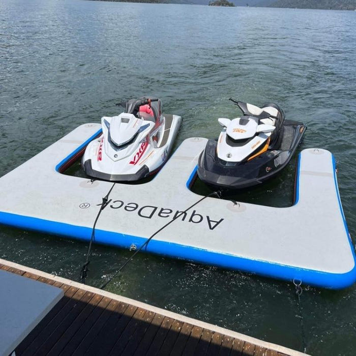 aquadeck-jetski-dock-on-the-water