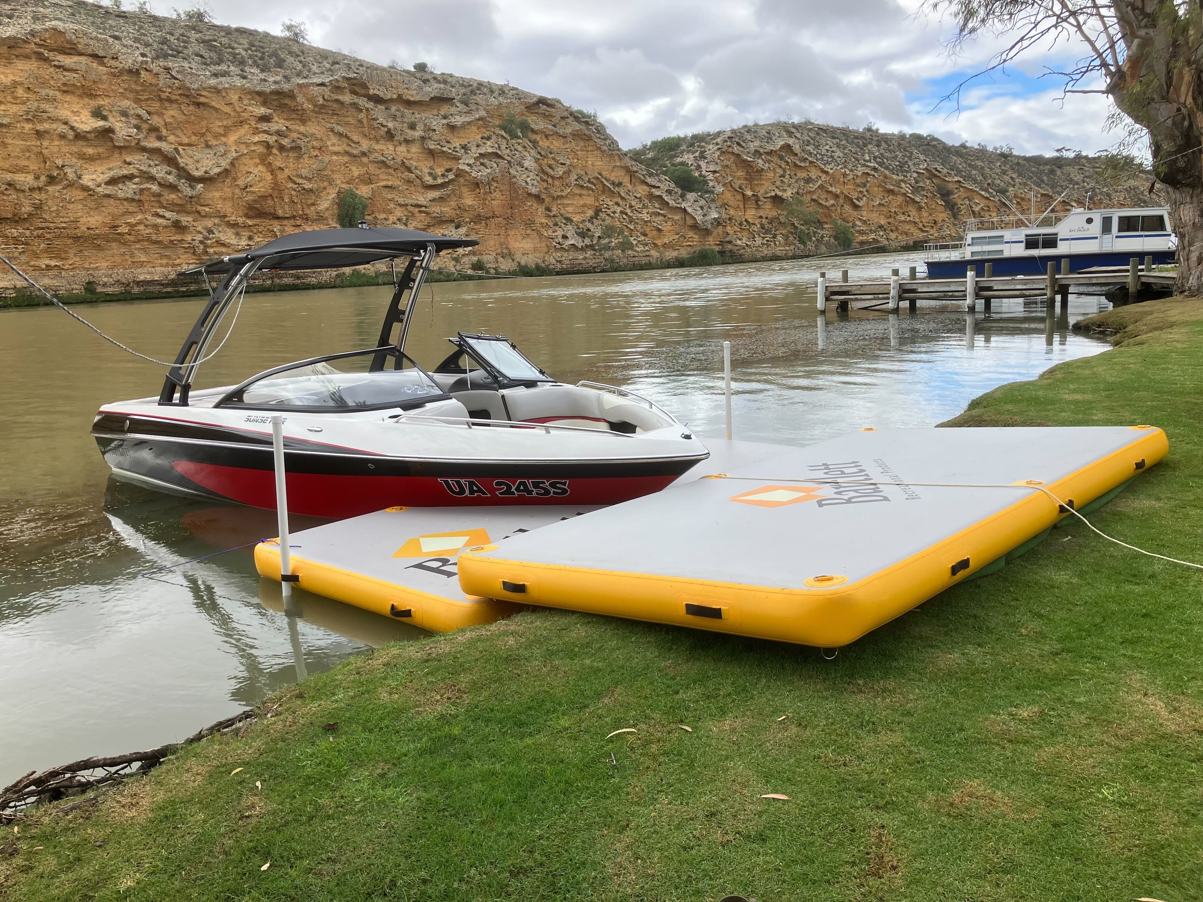 Bartlett 4m X 2m V Deck Inflatable Pontoon